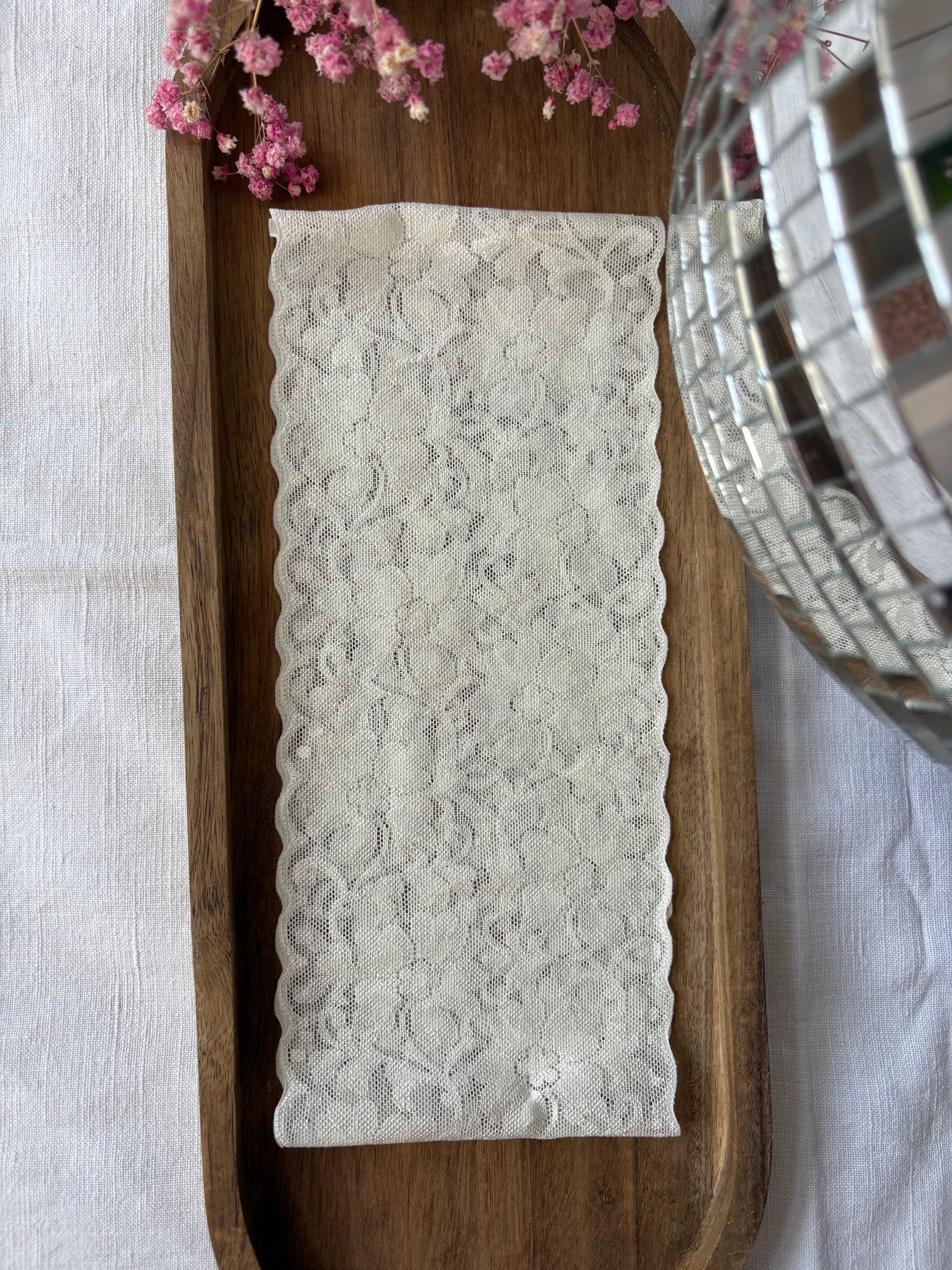 Bandeau en dentelle